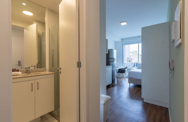 Setin Downtown Praca da Sé by Viva - Prédio completo com piscina perto de estação de metrô no Centro de São Paulo - Foto 5