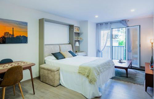 Exclusive quietness in the heart of Madrid with Public Parking, Breakfast, 2 bathrooms - Photo 20