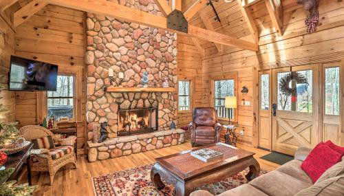 Private Sapphire Valley Resort Cabin with Mtn Views! - Foto 2