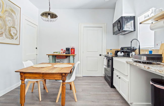 Adorned Studio 3min-asian Dist Rain Shower - Photo 11