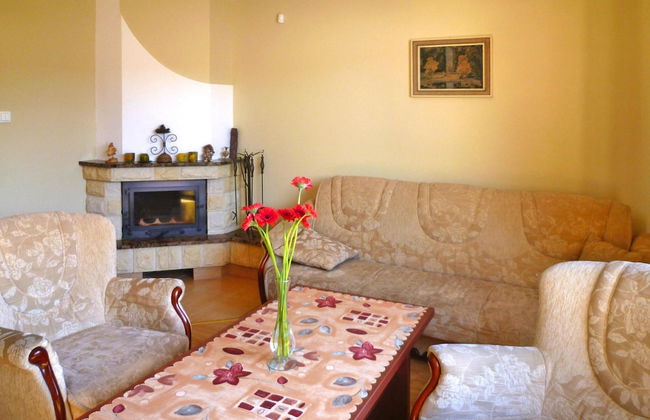 Semi-detached House With Fireplace, Rowy - Photo 9