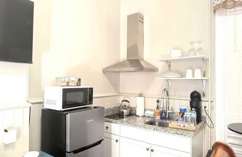 Cozy nest private porch museums free parking - Foto 4