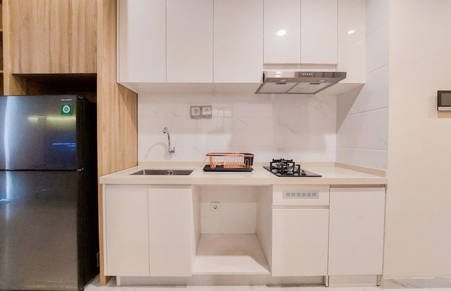 Spacious And Homey 2Br At Sky House Bsd Apartment - Photo 10