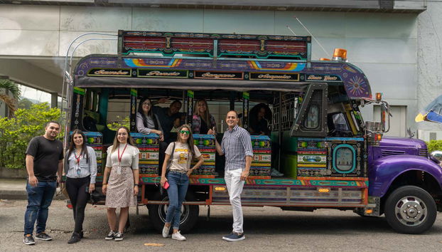 Balade en chiva dans Medellin - Photo 3