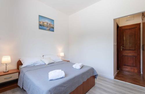 Apartments Azzurro- Three Bedroom Apartment with Terrace and Hot Tub Azzurro I-donji - Foto 5