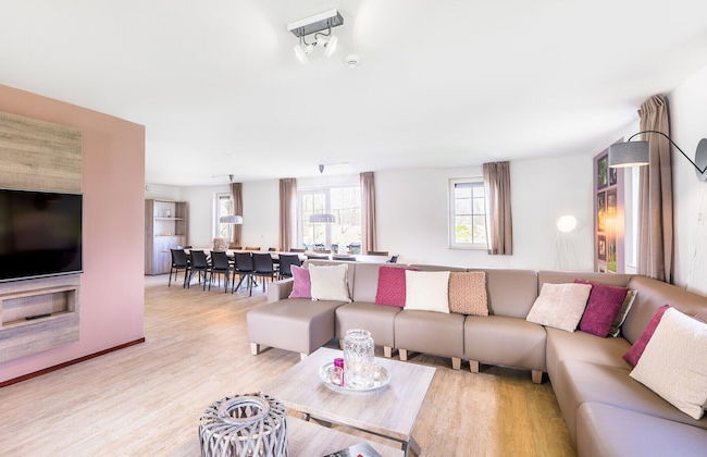 Villa in Weerterbergen With Private Sauna - Photo 9