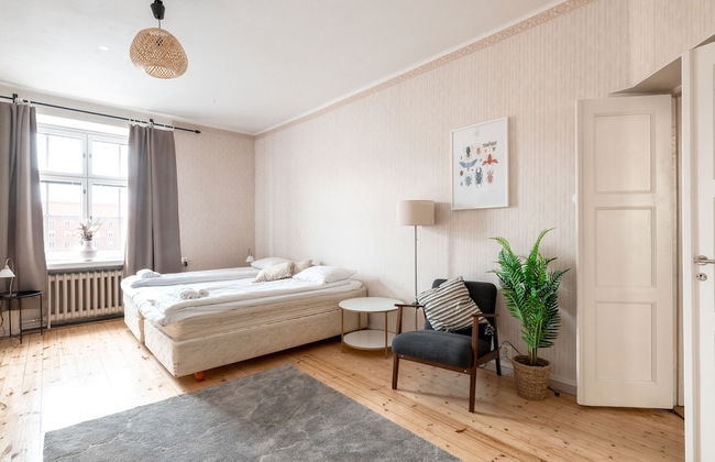 2ndhomes Bright 125m2 4BR Center Apt - Foto 4