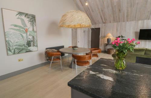 Garden House - Photo 9