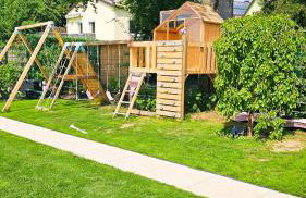 Luxurious large home with Pool, Garden, Koi Pond only 12 min to Octoberfest - Foto 52