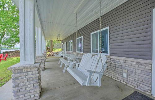 Coldwater Family Retreat with Boat Dock and Grill! - Foto 32