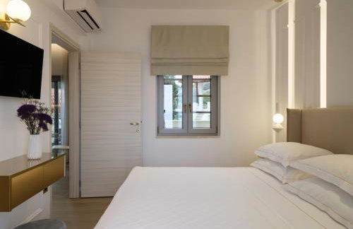 Golden Luxury Suites - Foto 59