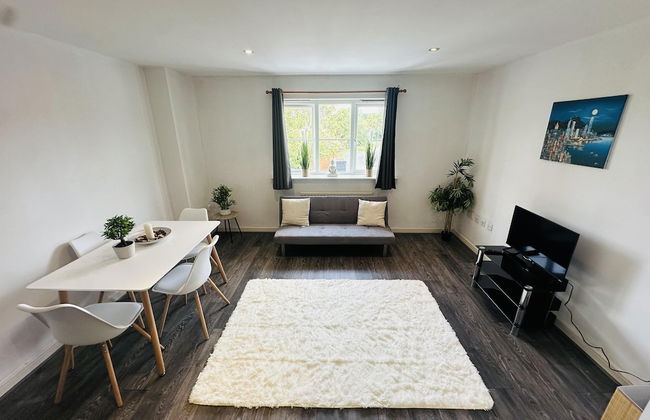 Two Bedroom Chic Apart,heathrow With Wifi & Sky tv - Foto 6