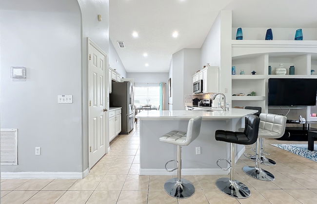 Beach Theme Vacation Pool Spa Home Mins to Disney - Foto 16