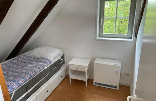 Liebevoll eingerichtetes Ferienhaus mit großem Garten - Foto 8