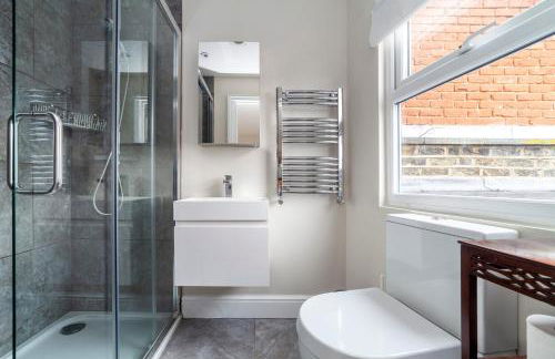 Stylish 3 BDR apartment wfree parking and garden - Foto 8