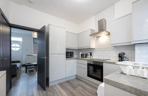 2 Ensuite Bed Home Near Shops - Foto 3