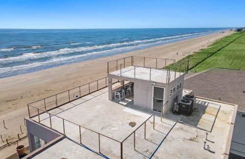 Oceanfront Experience - Photo 3