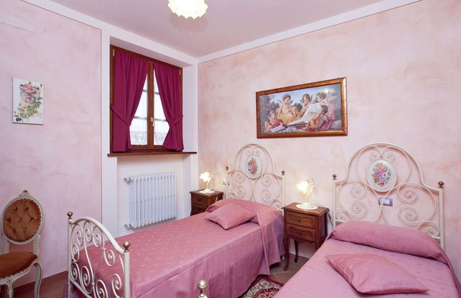 Cottage in Tuscany With Pool & Olive Groves - Foto 2