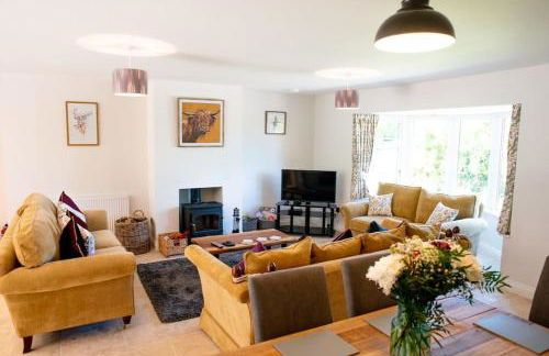 Country Crabtree Bungalow with large wild garden - Photo 18