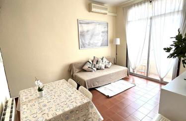 Camp Nou Apartment WiFi - Photo 3