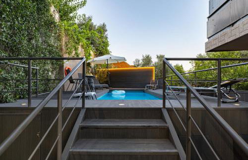 Blissful Residence with Pool by 8essentially - Foto 19