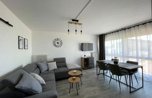 Superbe appartement en rez-de-jardin avec vue mer - Foto 1