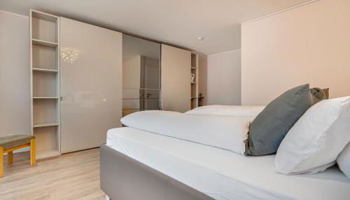 Köln-Pulheim Saphier Haus I15 min Köln Messe Lanxess I 180m2 über 4 Level I Komfort I P I Palmengarten I Babybett - Foto 4