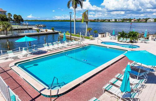 Palm Bay Club by Beachside Management - Photo 38