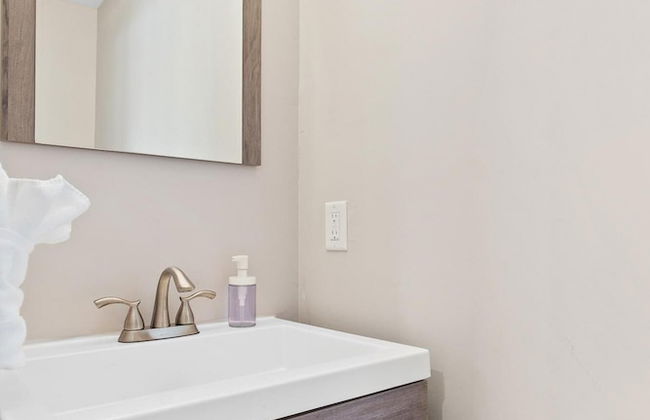 Waterfront 4BR 1st Floor Master Family Ready Bwi - Foto 20