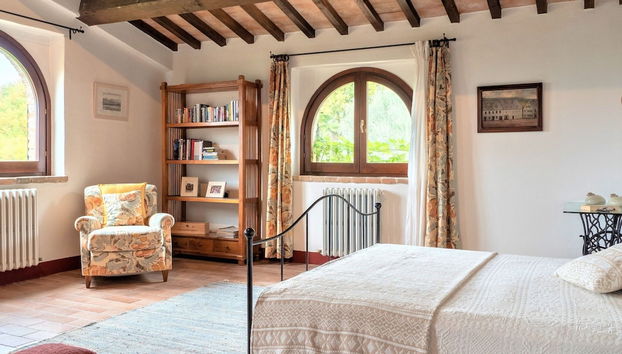 Villa in Umbria With Private Pool & Valley Views - Foto 5, Habitación