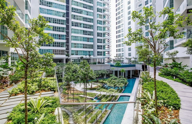 Wong's Homestay at Regalia Residence - Photo 27