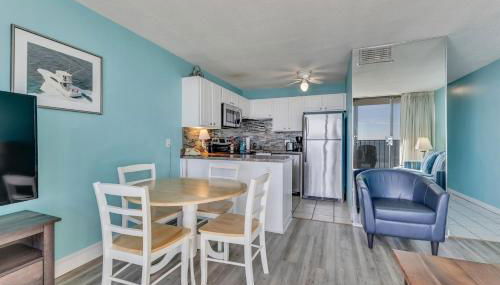 0402 Modern Greece condo - Photo 3