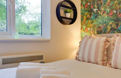 Pass the Keys Ground Floor Apartment with Free Parking - Foto 33