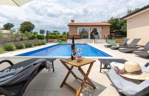 Luka's house - Photo 24