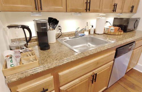 Union Hub - Steps 2 Station Mall with Parking - Foto 8