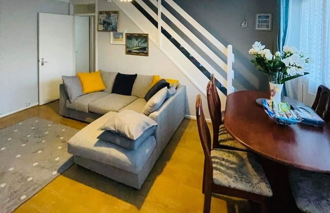 Villa - Sleeps 6 - Pets Ok - Pool - Parking - Foto 10