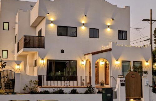 Rise Suites Oceanside - Photo 1