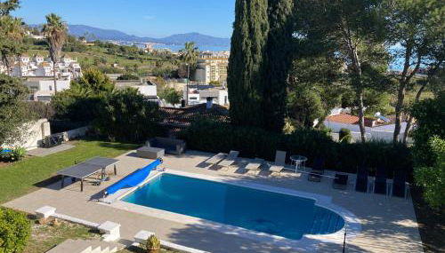 5 Bedroom Villa with HEATED Pool with breath-taking Sea Views, Walking distances to Shops Restaurants Beach - Photo 2