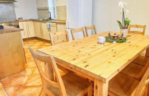 Uroczy dom i bezpłatny parking - Foto 7