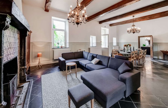 Castle in Ferrieres With Pond Garden - Photo 17