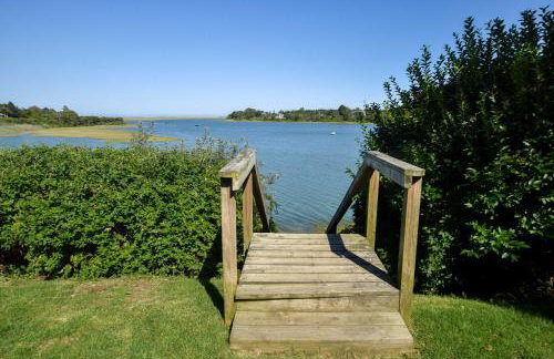 Seaside Retreat w Private Beach Landing - Foto 2