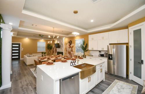 Mount Melanin Spacious 4BD Home Sleeps 17 - Near NRG Stadium - Foto 15