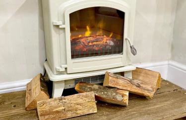 A2 HighTown Apartment, Steps from Luton Train Station - Foto 19