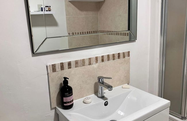 2 Bedroom Beachside House Sleeps 4 - Private Patio - Foto 12