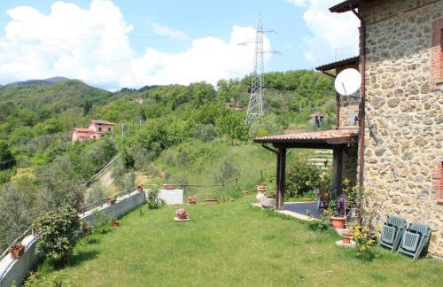Holiday Home in Mulazzo With Natural Pond - Foto 20