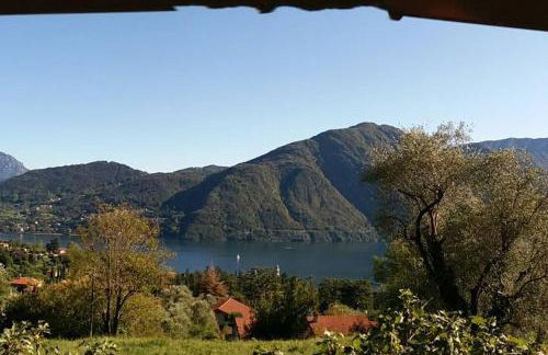 Casa Intignano - Camera con bagno e portico vista lago - Foto 47