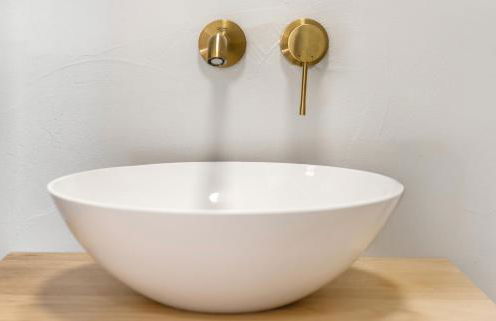 Exklusives Apartment Sunrise mit Whirlpool im 24-OG, Zugang zu Pool und Sauna - Foto 25