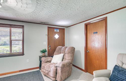 Home with Bunkroom 2 Mi to Hatfield and McCoy Trail - Foto 6