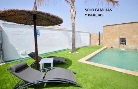 Chalet con encanto en Conil SOLO FAMILIAS Y PAREJAS - Foto 2