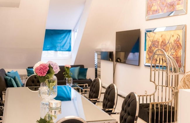 AB Ljubljana - The Residence - Photo 40